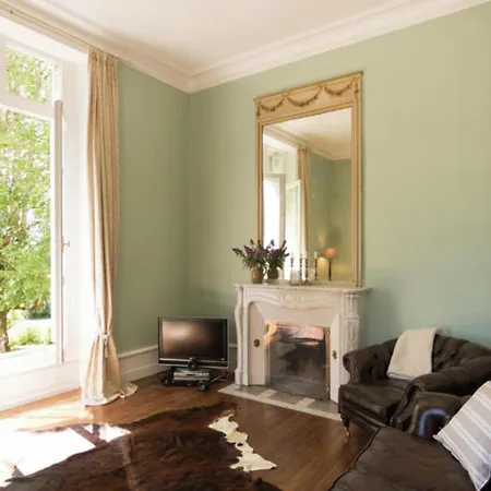 Le Petit Chateau Dom wakacyjny