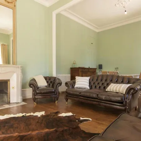 Le Petit Chateau Dom wakacyjny *