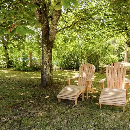 Le Petit Chateau Dom wakacyjny Brouchaud