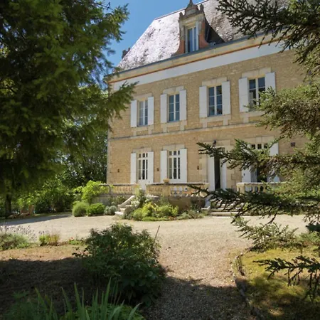 Le Petit Chateau