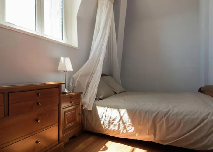 بيت للعطل Le Petit Chateau *