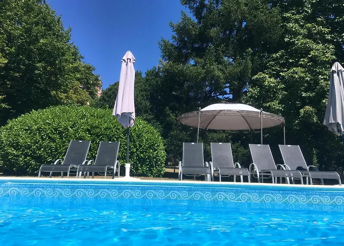 Le Petit Chateau Сasa de vacaciones *