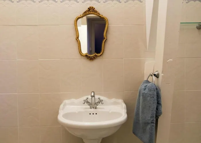 Le Petit Chateau بيت للعطل